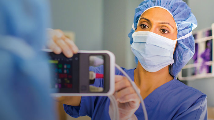 Philips Patienten&uuml;berwachung und Masimo rainbow SET&trade;