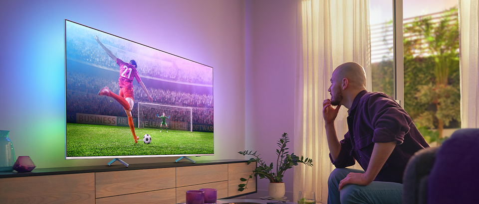 Philips Ambilight TV | Bester Fernseher f&uuml;r Fu&szlig;ball und Sport